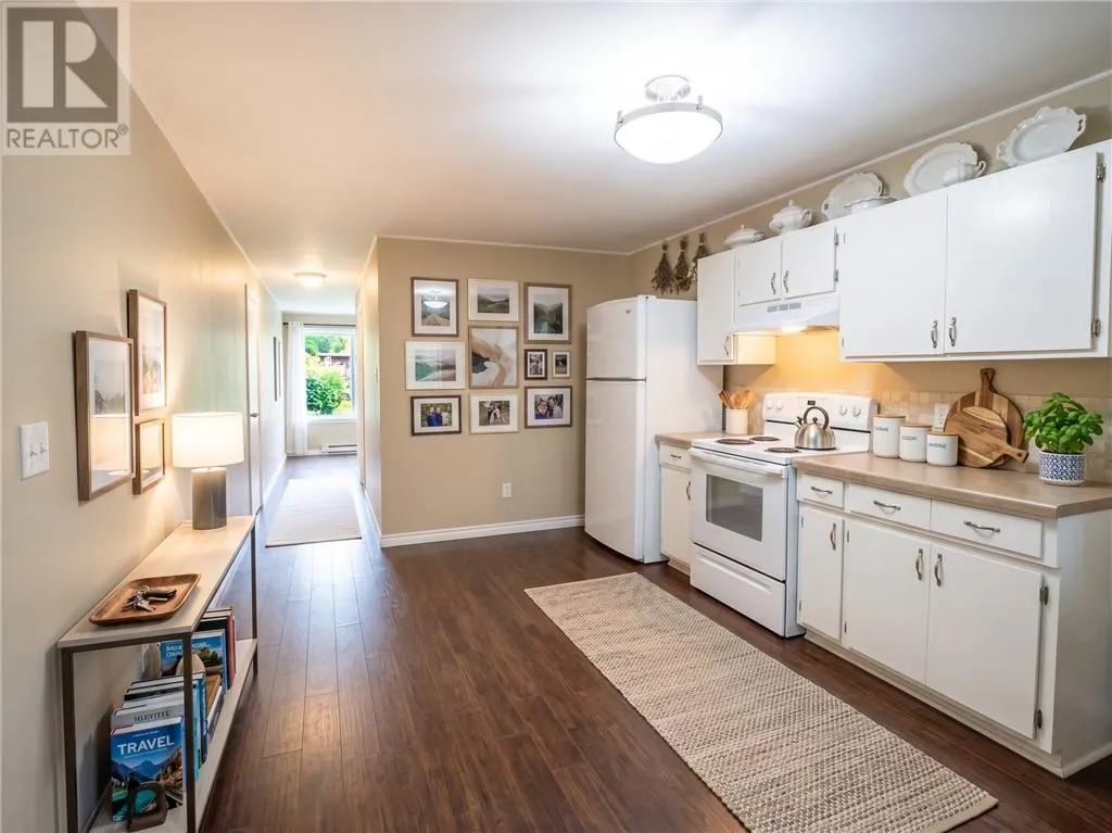 1262 Paquette Street Unit# Lower