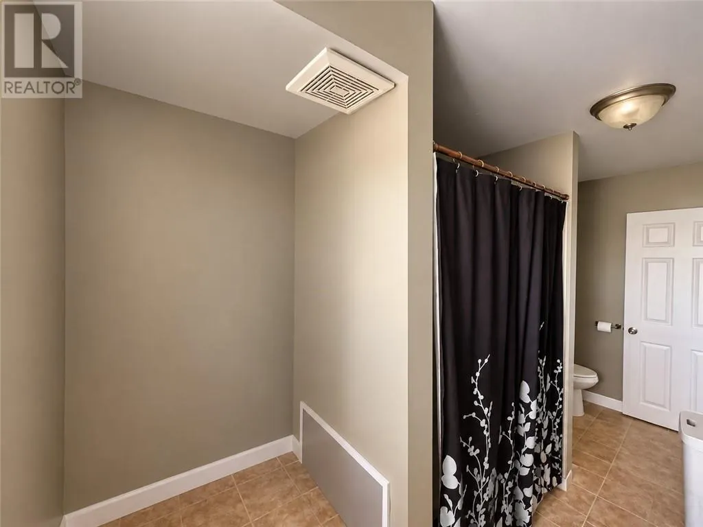 660 Notre-Dame Avenue Unit# 3