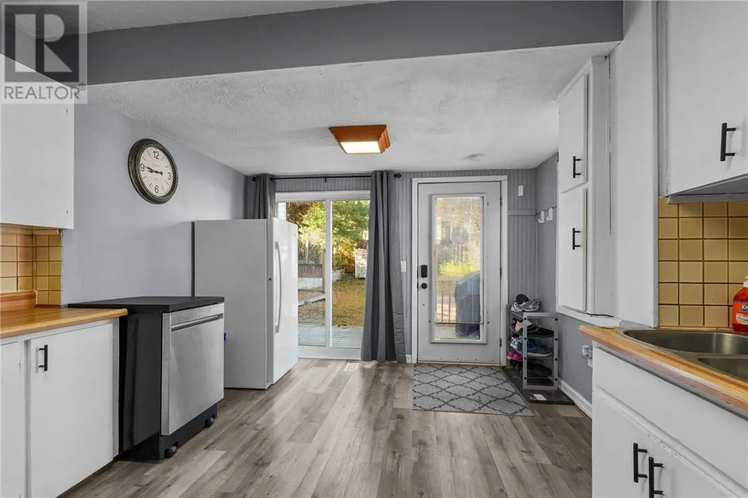 341 Melvin