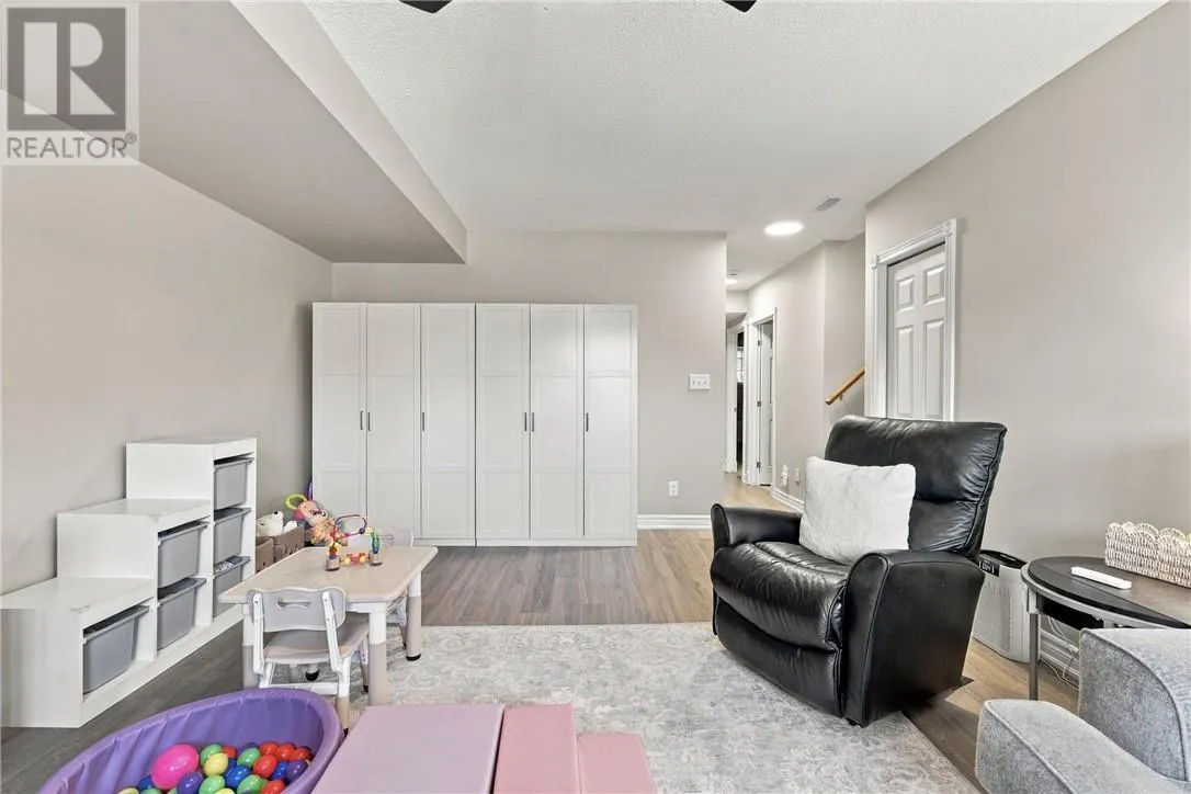 198 AMBERDALE Court