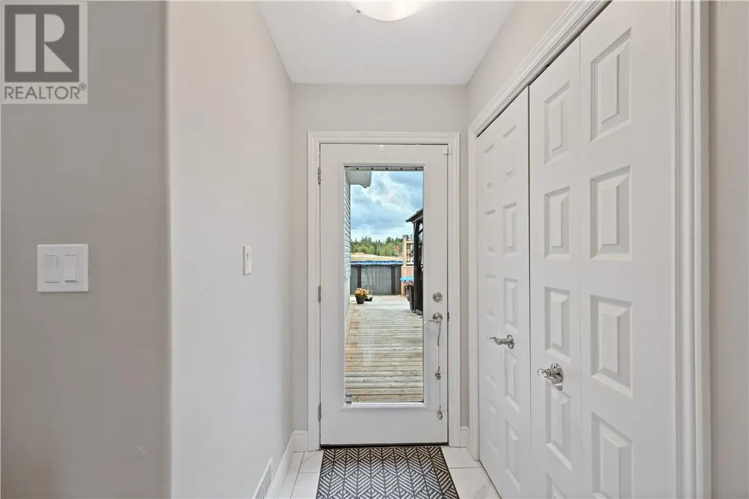 41 Meadowgreen Drive