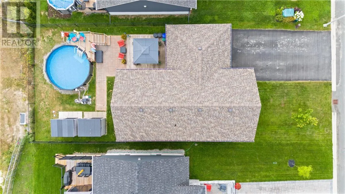 41 Meadowgreen Drive