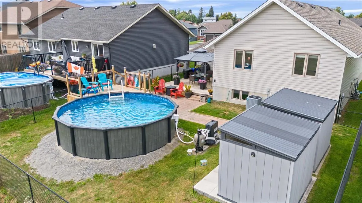 41 Meadowgreen Drive