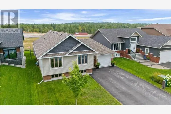 41 Meadowgreen Drive