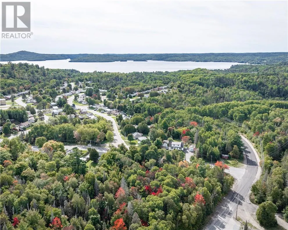4 Campbell Street