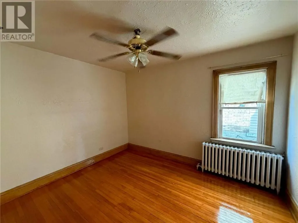 46 Riverside Drive