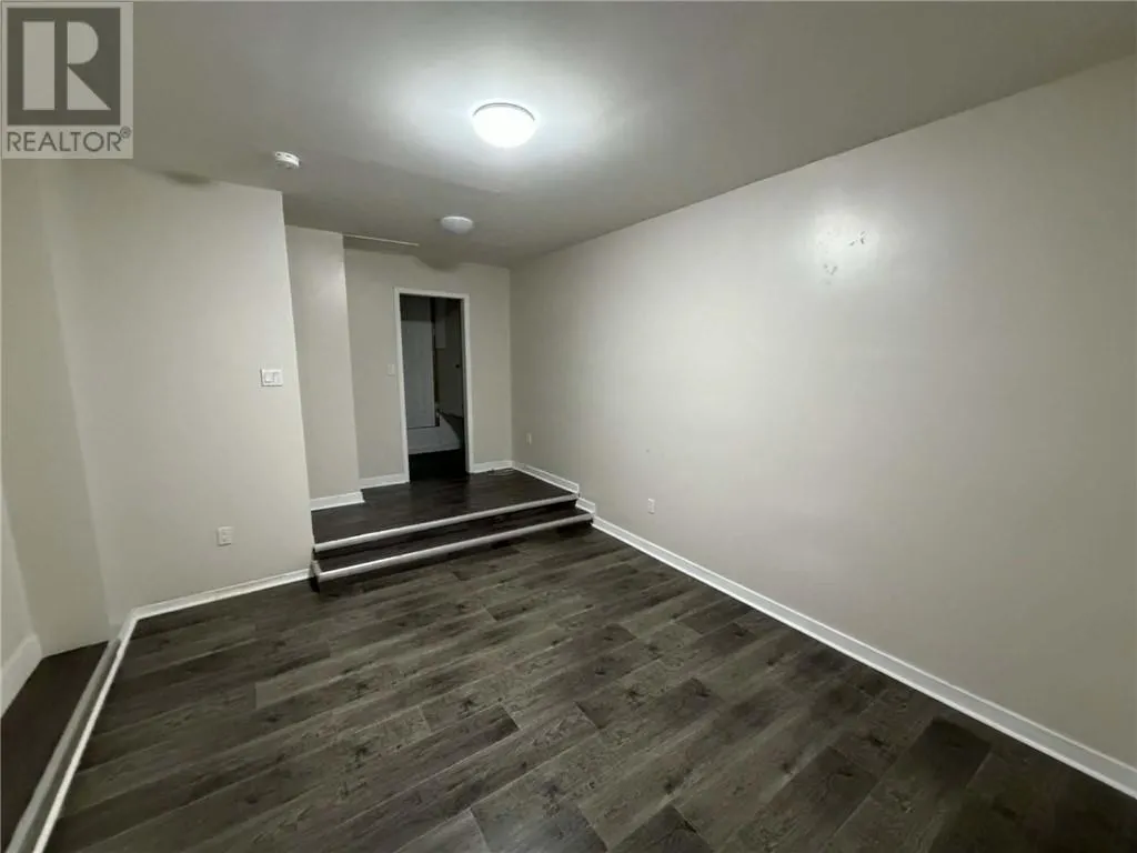 46 Riverside Drive