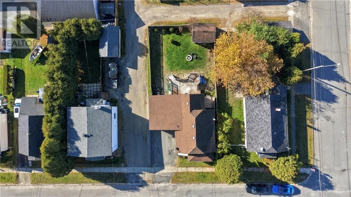 12 William Avenue