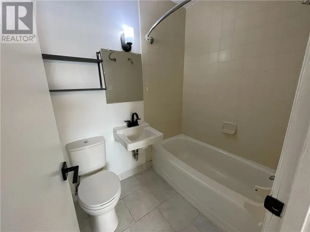 244-246 Whittaker Street Unit# 6