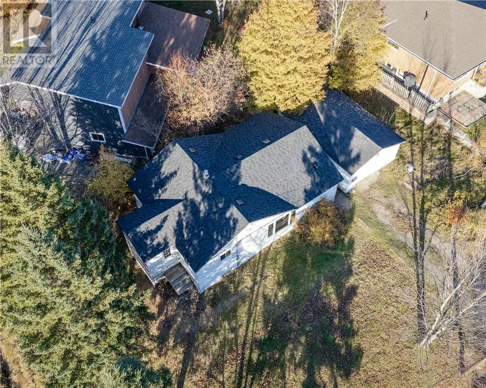 2960 Bancroft Drive