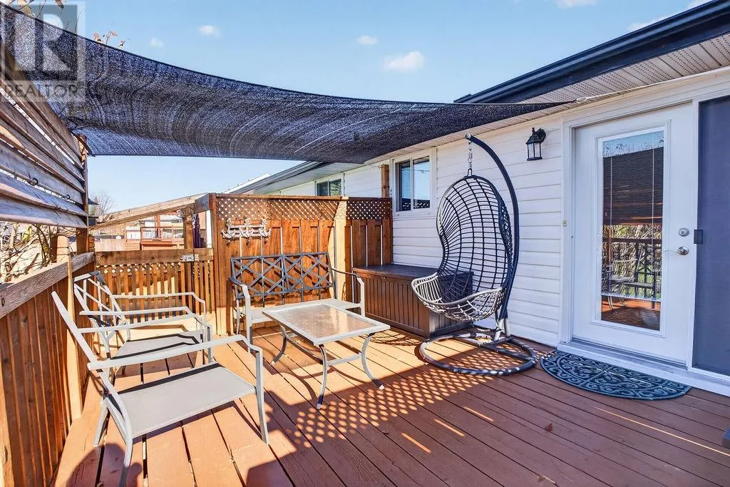 4533 St Michel