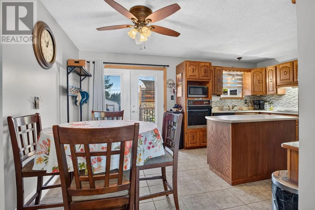 4533 St Michel