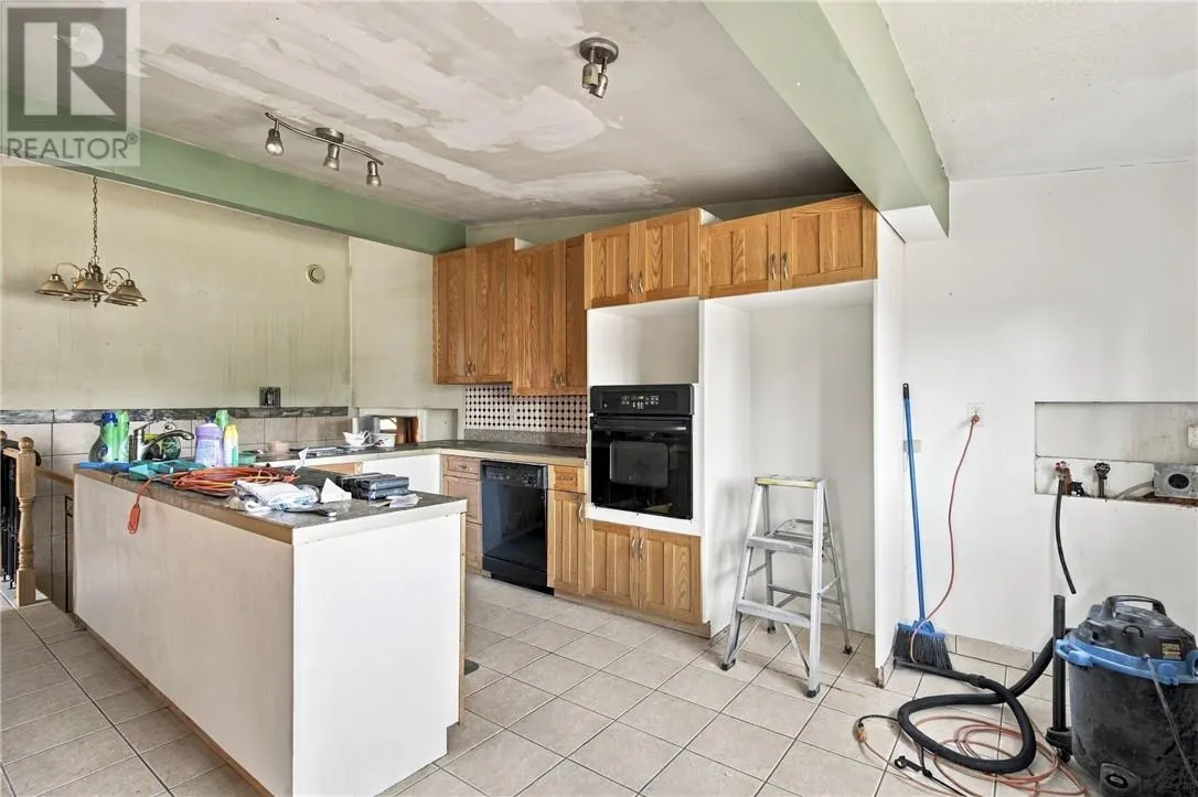 3704 Montpellier Road