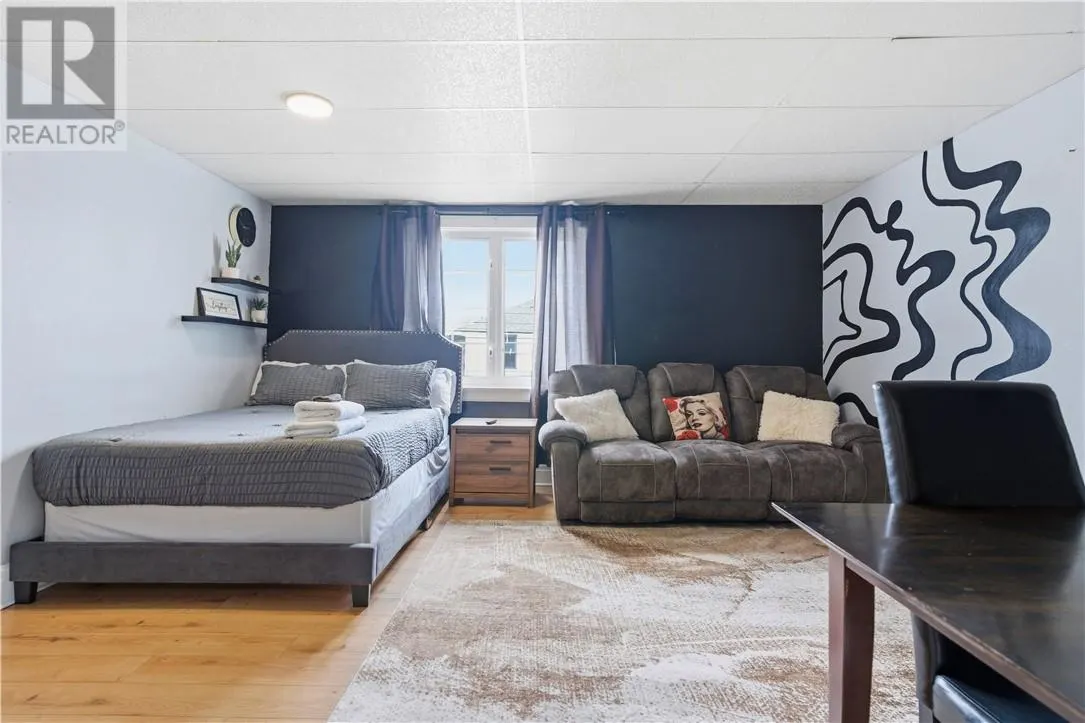 392 Montague Avenue