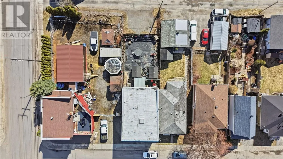 392 Montague Avenue