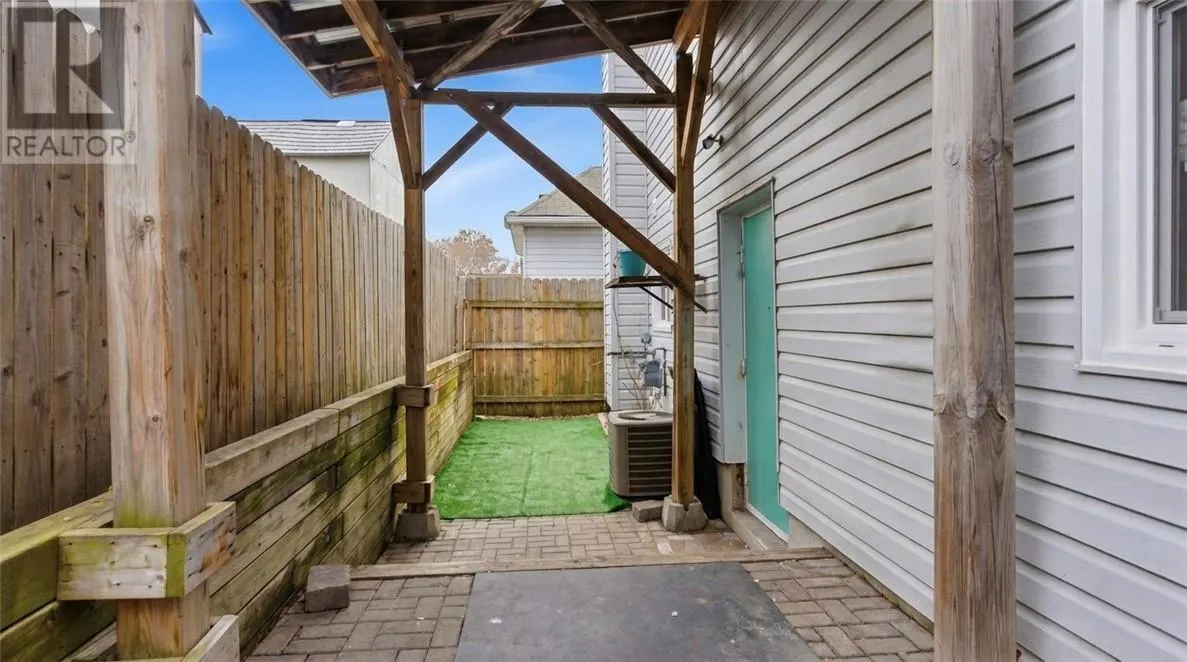 392 Montague Avenue