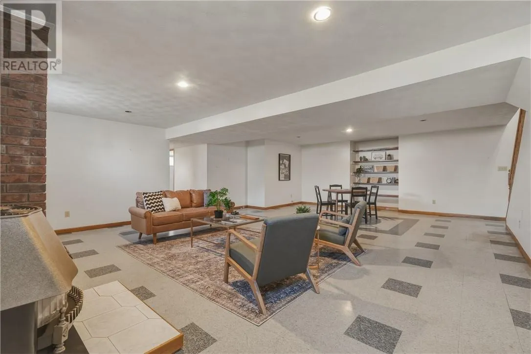 636 Gravel Drive