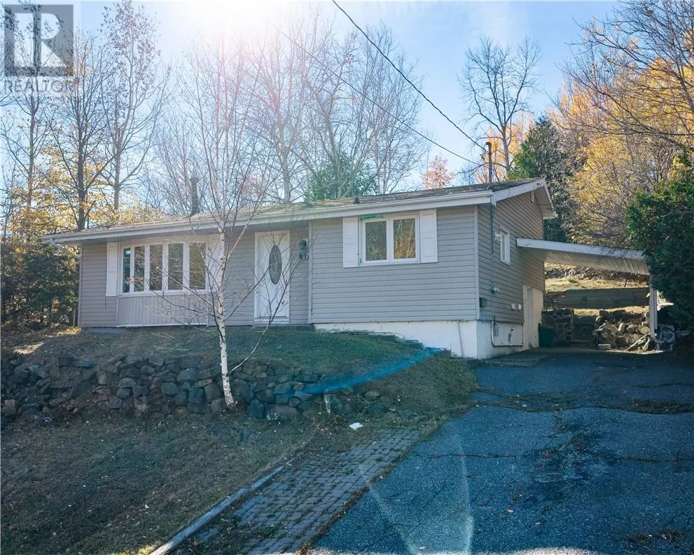 27 Snowdon Street