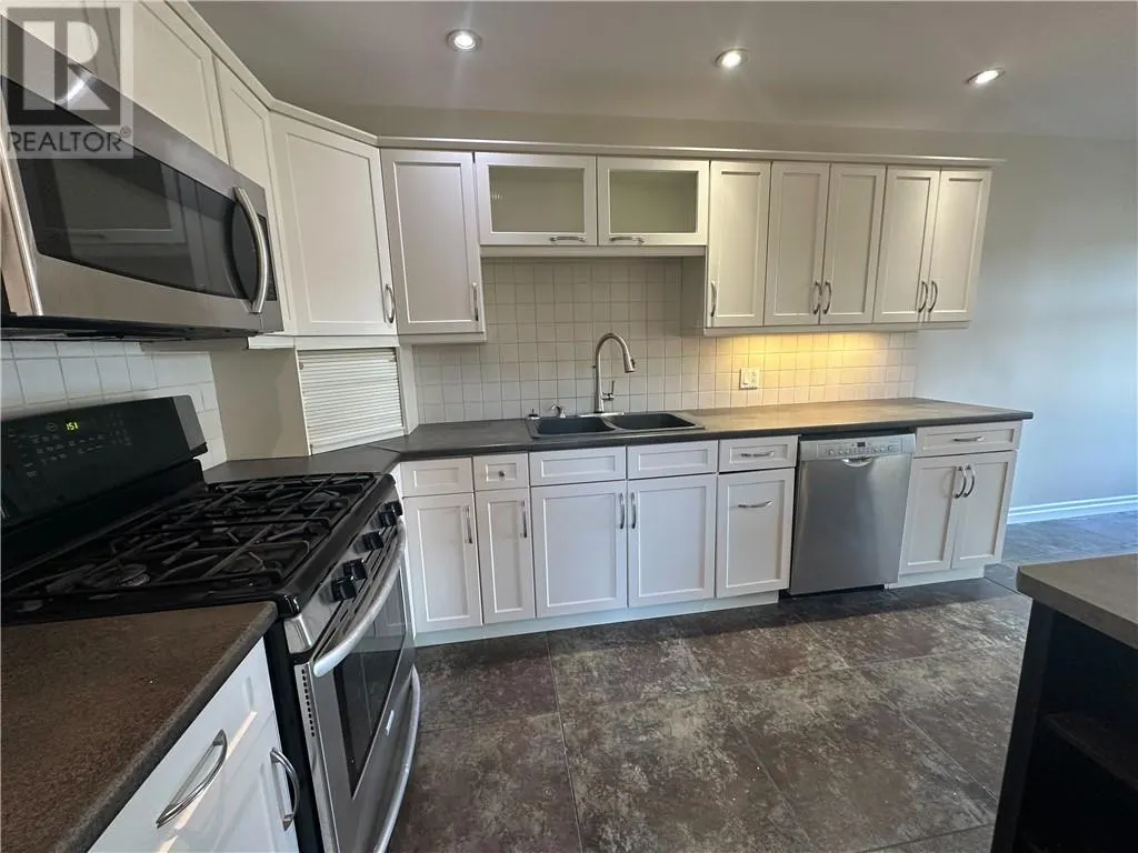 2381 Mallards Landing Drive