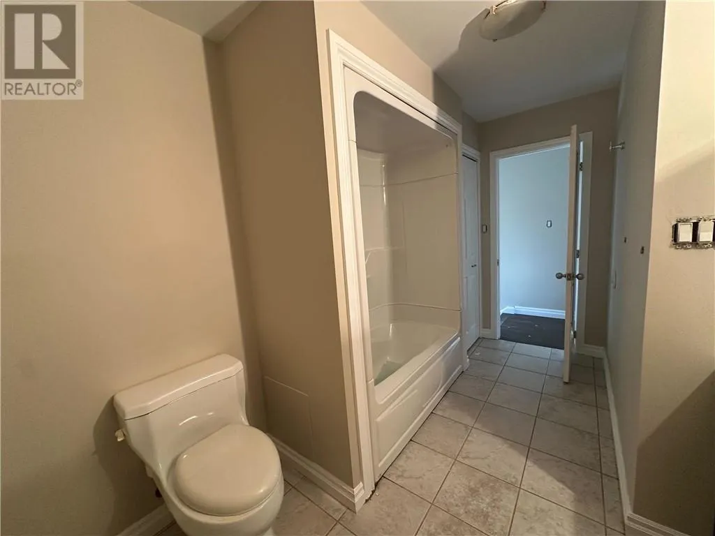 2381 Mallards Landing Drive