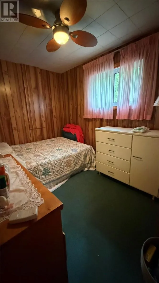 1114 Bay Estate Road S
