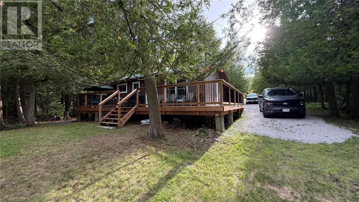 1114 Bay Estate Road S