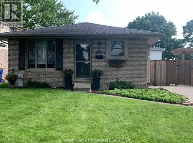 35 GARDEN VALE ROAD