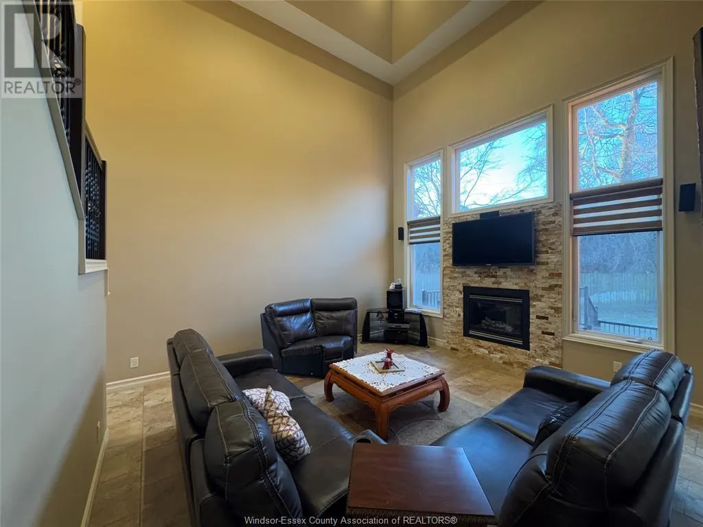67 THERESA TRAIL