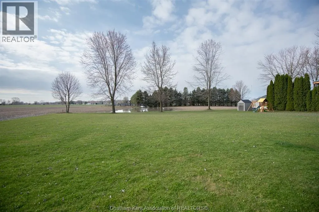 4011 DUFFERIN AVENUE