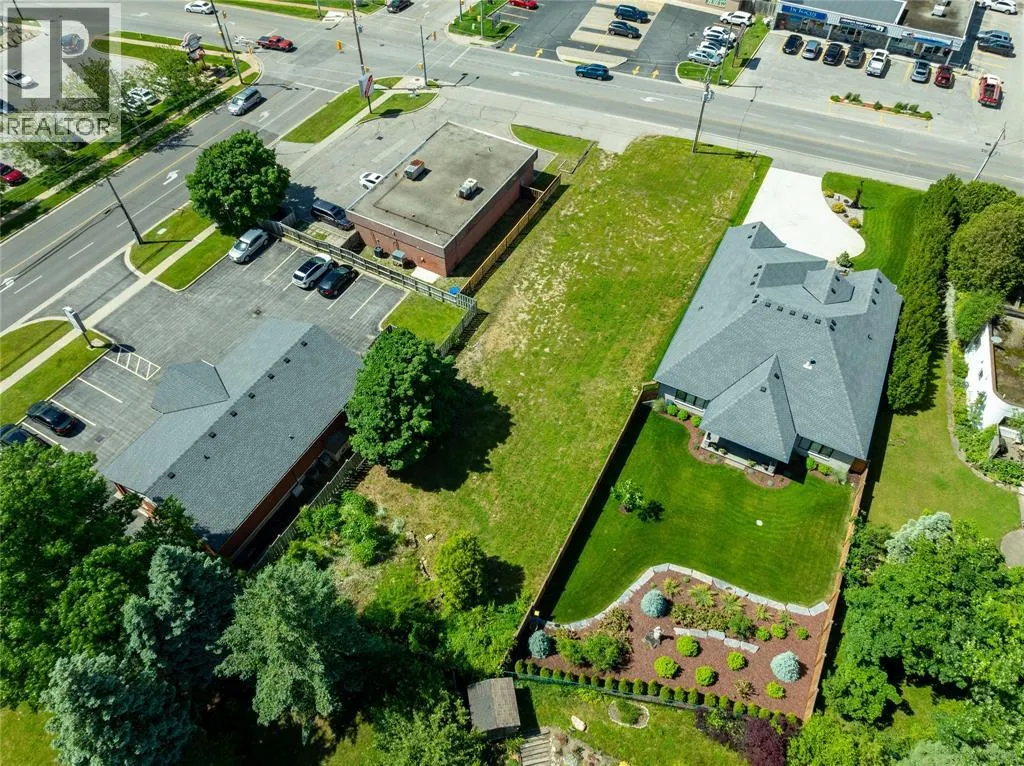 1207 LAKESHORE ROAD