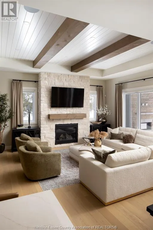 7508 SILVERLEAF LANE