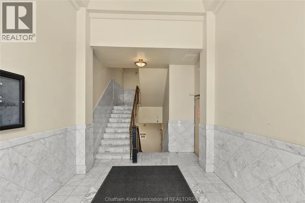202 KING STREET West Unit# Second Level