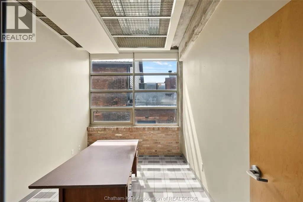 202 KING STREET West Unit# Second Level