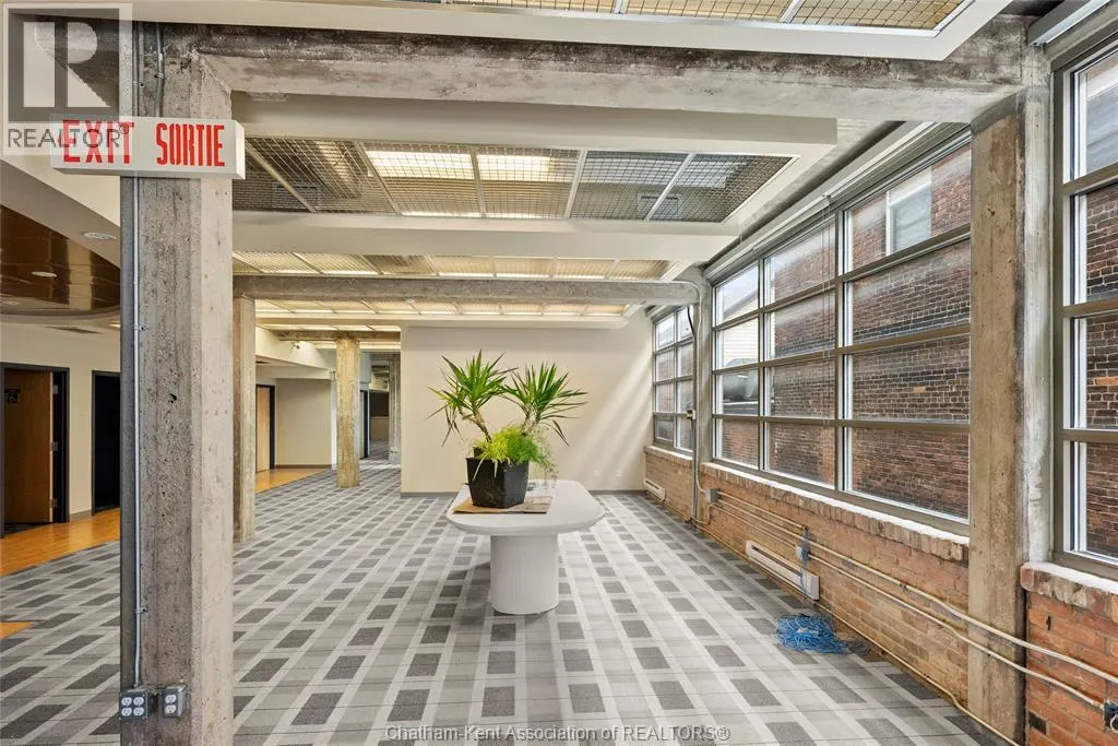 202 KING STREET West Unit# Second Level