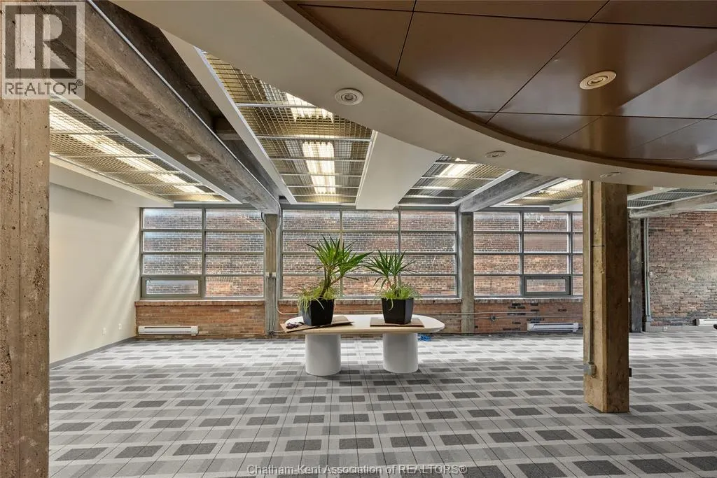 202 KING STREET West Unit# Second Level