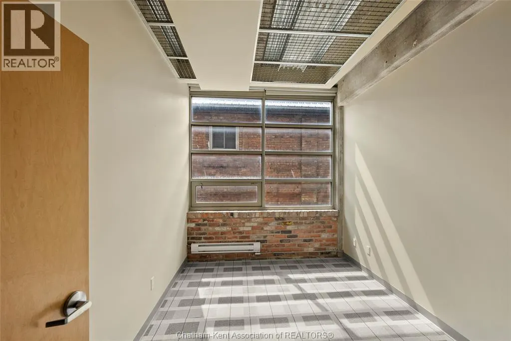 202 KING STREET West Unit# Second Level