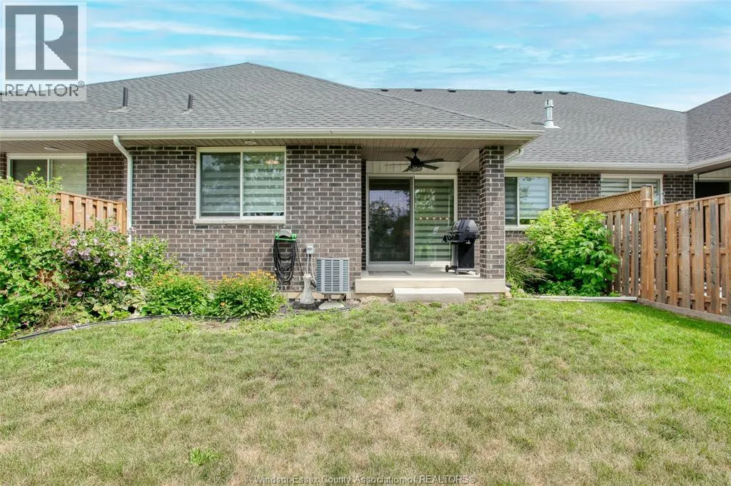 239 LIVINGSTONE CRESCENT