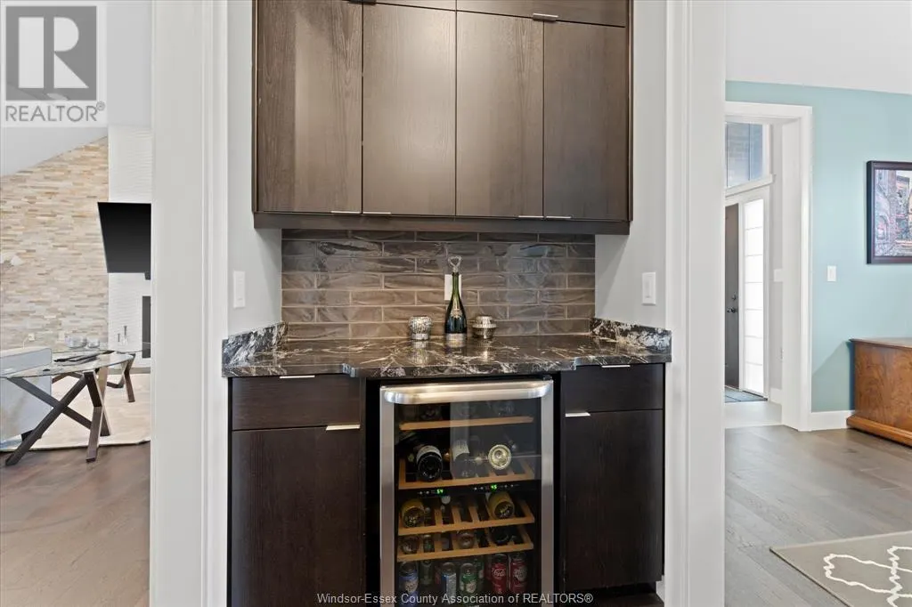 918 DRIFTWOOD CRESCENT