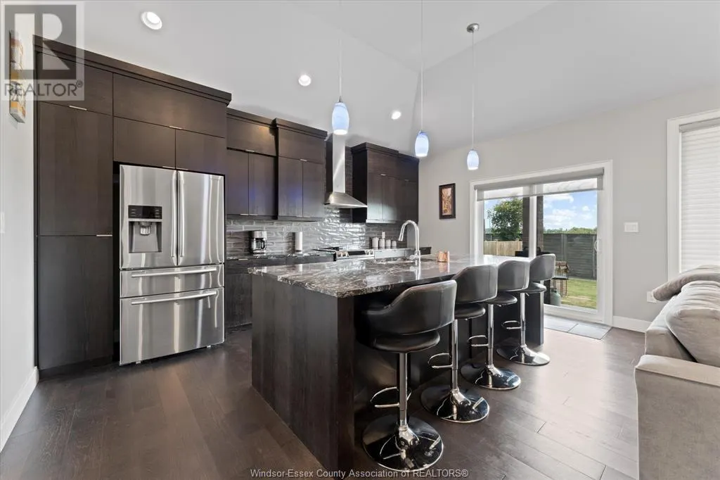 918 DRIFTWOOD CRESCENT