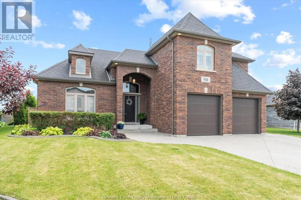 918 DRIFTWOOD CRESCENT