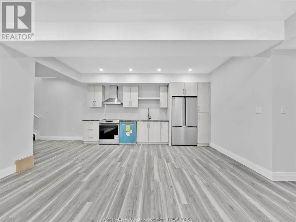 3549 PETER STREET Unit# 3