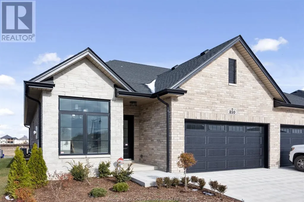 210 McLellan