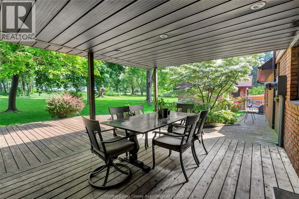 1232 BAINBRIDGE