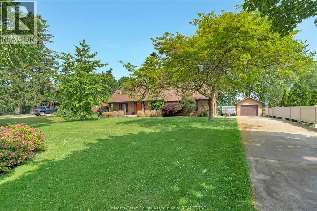 1232 BAINBRIDGE