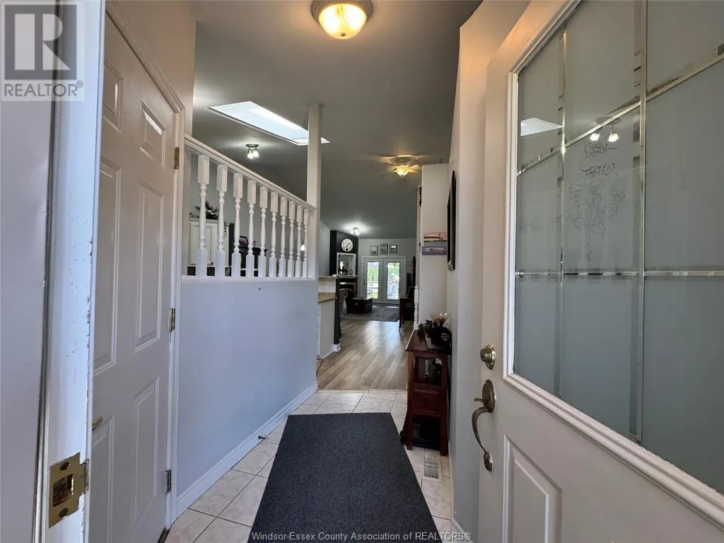 3 ASHLEY CRESCENT