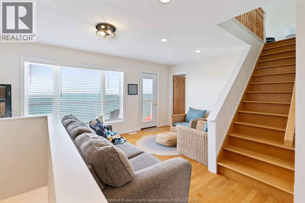 992 Pt. Pelee DRIVE