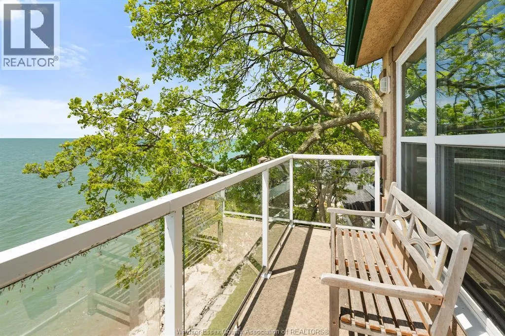 992 Pt. Pelee DRIVE