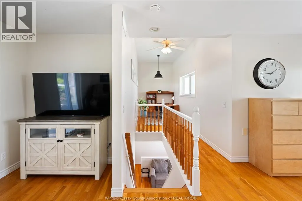 992 Pt. Pelee DRIVE