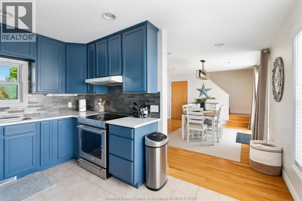 992 Pt. Pelee DRIVE