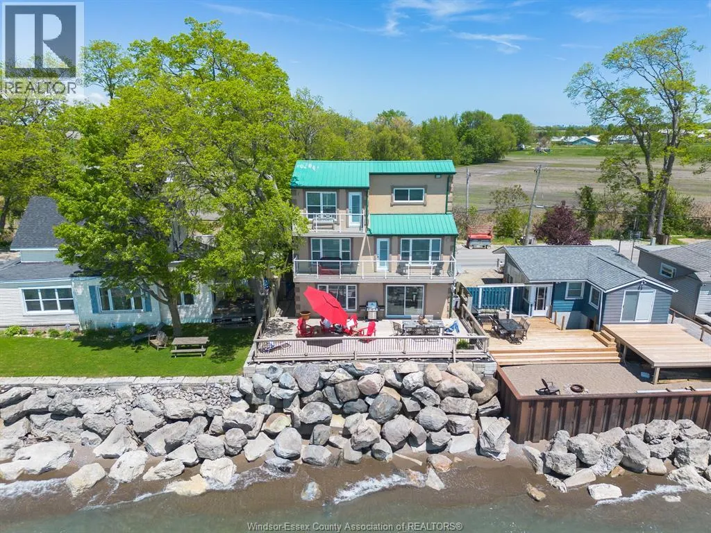 992 Pt. Pelee DRIVE